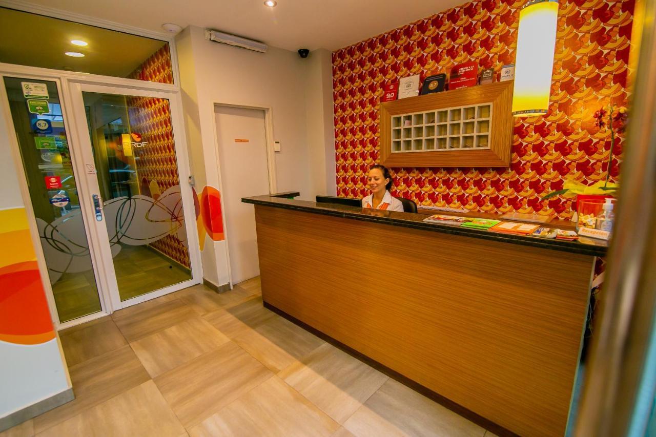 罗伯塔罗莎德丰塔纳套房酒店 罗萨里奥 外观 照片